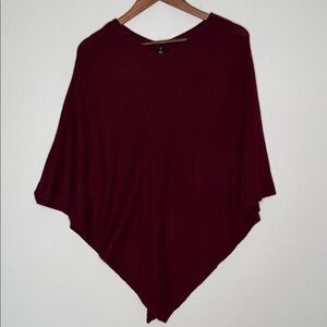 Beryll Cashmere Poncho Burgundy One Size Luxury Wrap